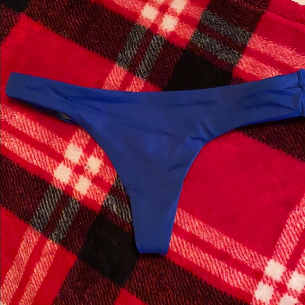 Victoria’s Secret thong bikini bottoms